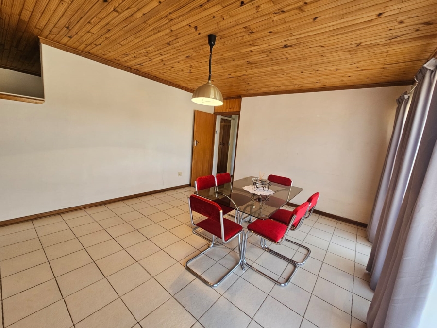 5 Bedroom Property for Sale in Riebeeckstad Free State